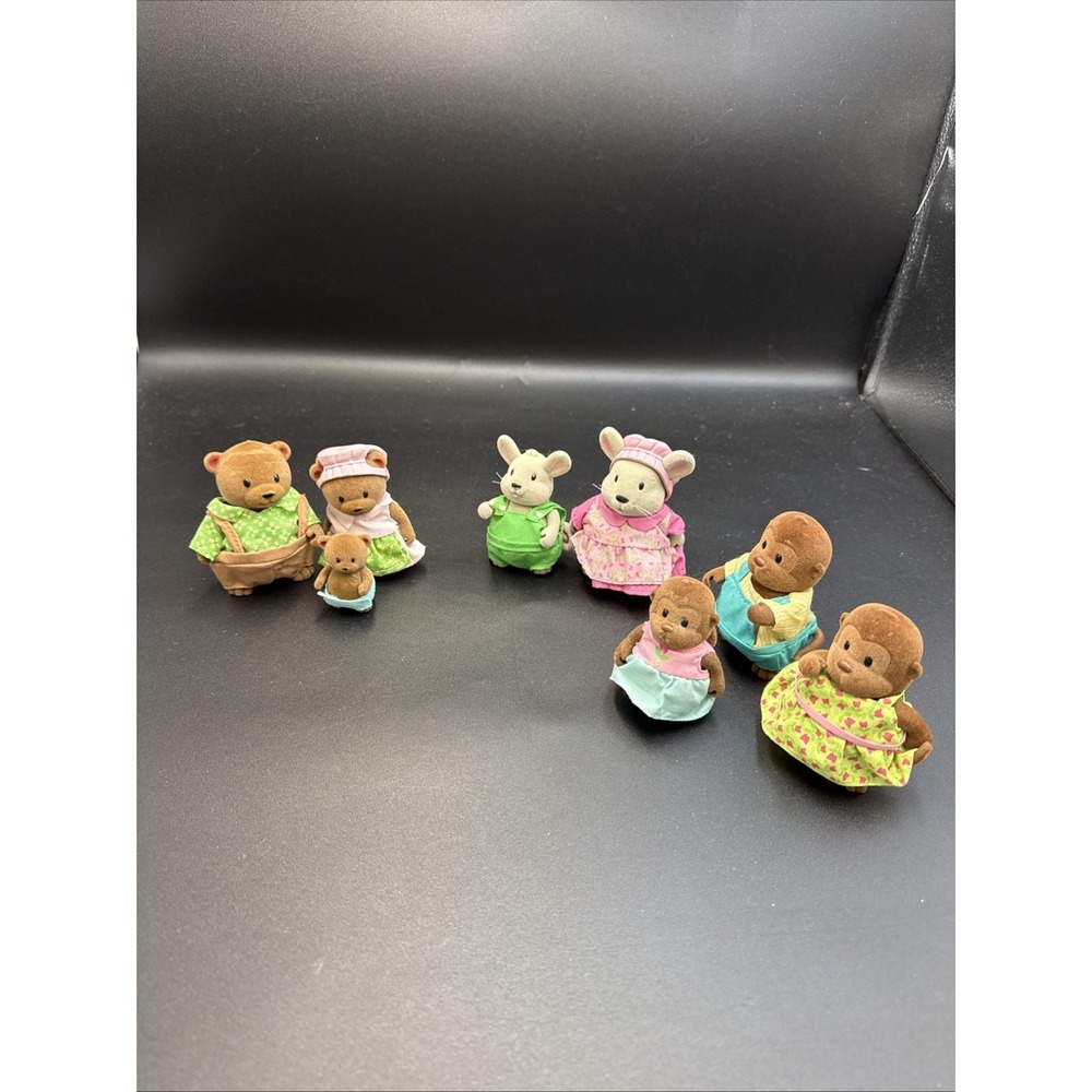 Lil Woodzeez Mixed Lot of Families Bear Monkey Bunny Lot Of 8